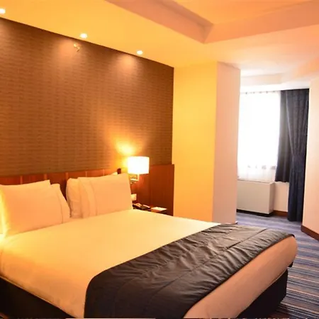 Taxim Express Bosphorus Estambul