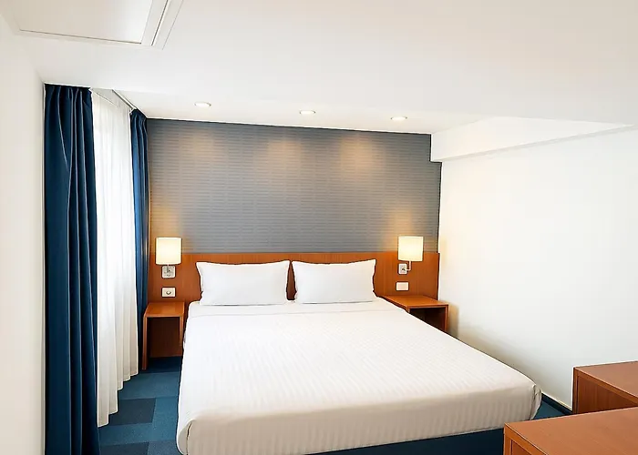 Taxim Express Bosphorus 호텔