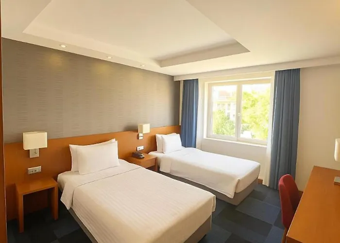 Taxim Express Bosphorus 4* 이스탄불