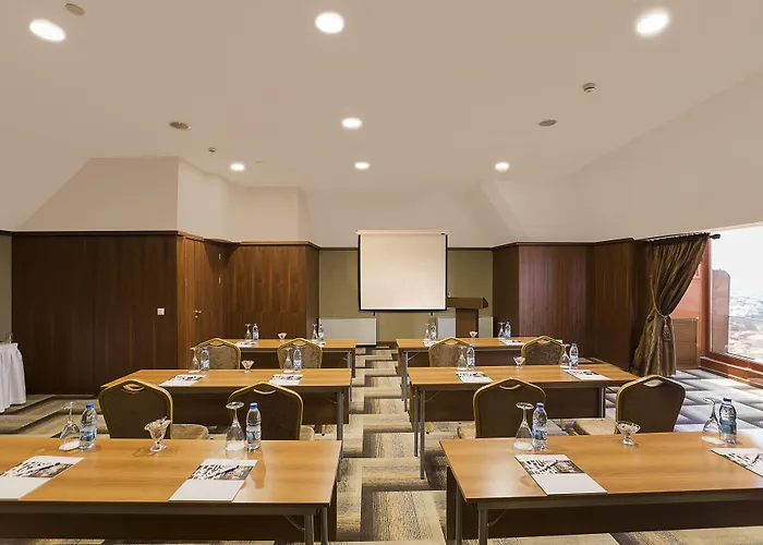 Taxim Express Bosphorus 호텔 4*