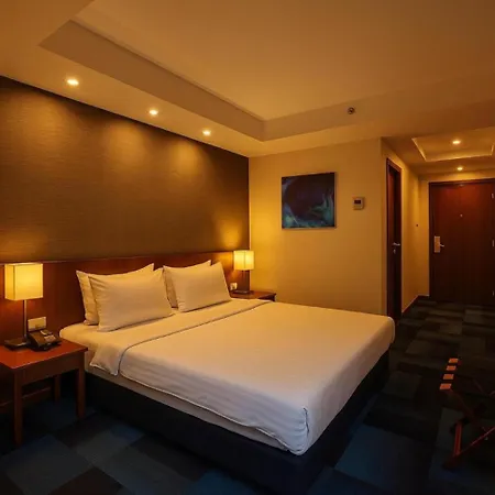 Taxim Express Bosphorus Otel 4*