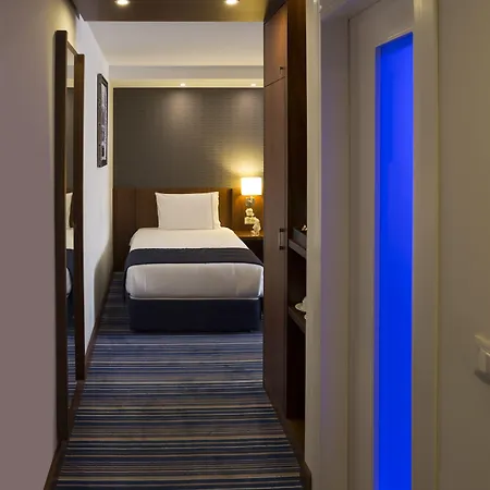 Taxim Express Bosphorus