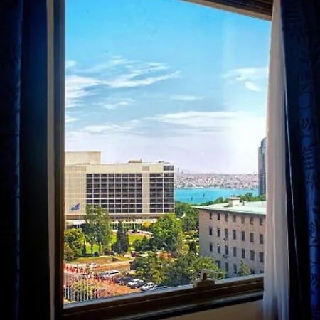 Taxim Express Bosphorus 4*