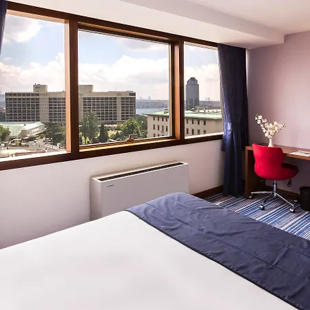 酒店 Taxim Express Bosphorus 4*