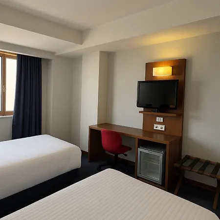 酒店 Taxim Express Bosphorus 4*